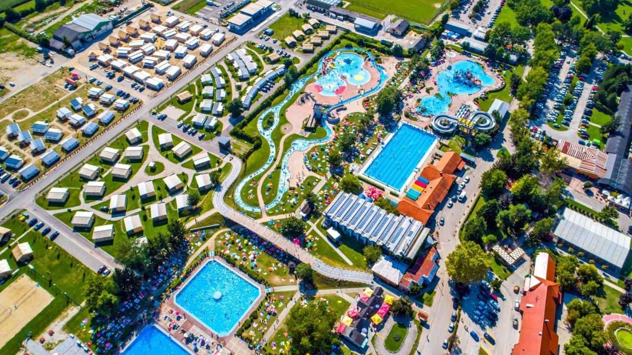 Terme Village - Mobile Homes Catez ob Savi Ngoại thất bức ảnh